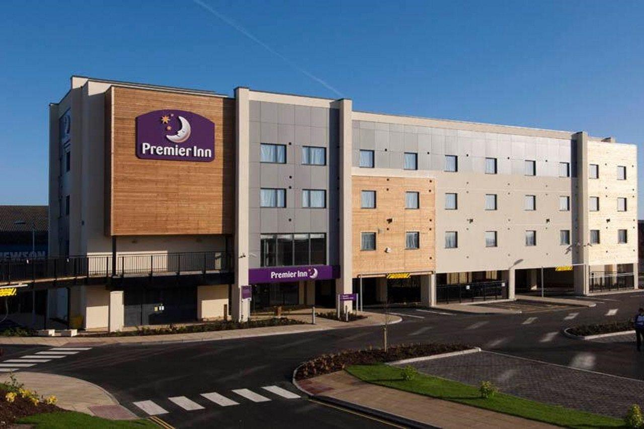Premier Inn Newton Abbot Exterior foto