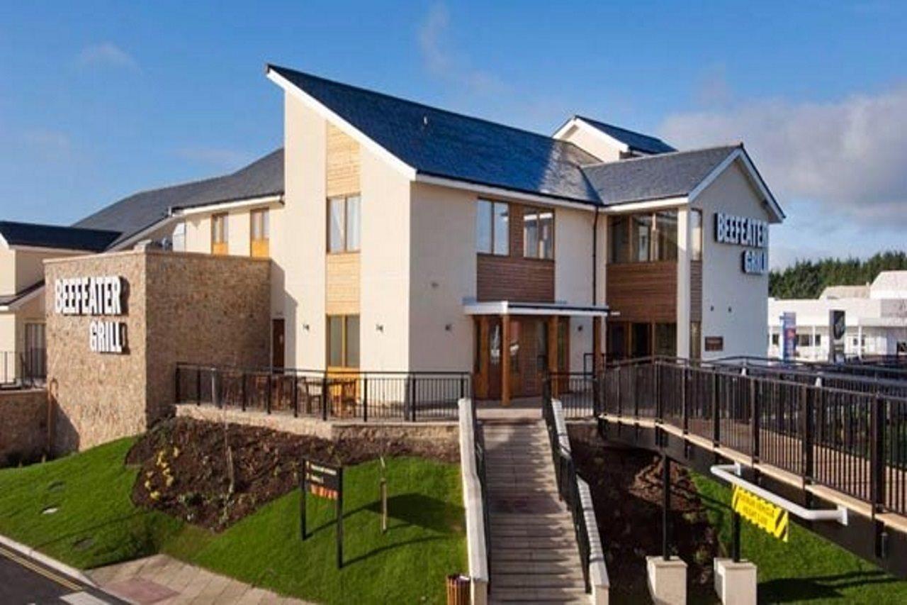 Premier Inn Newton Abbot Exterior foto